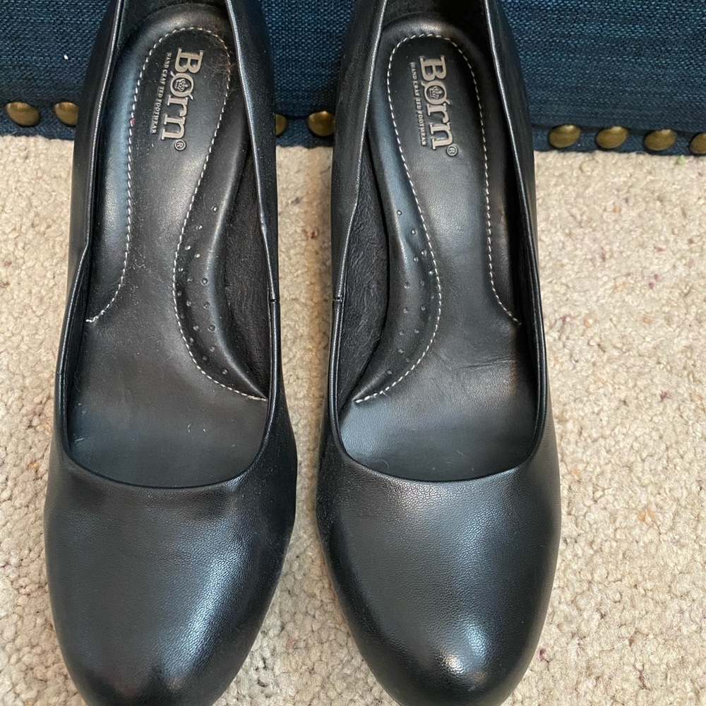 Women’s 7 Born heels. Great condition!